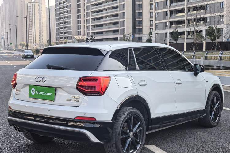 Used Audi Q2L 2021 35 TFSI Progressive Dynamic Edition
