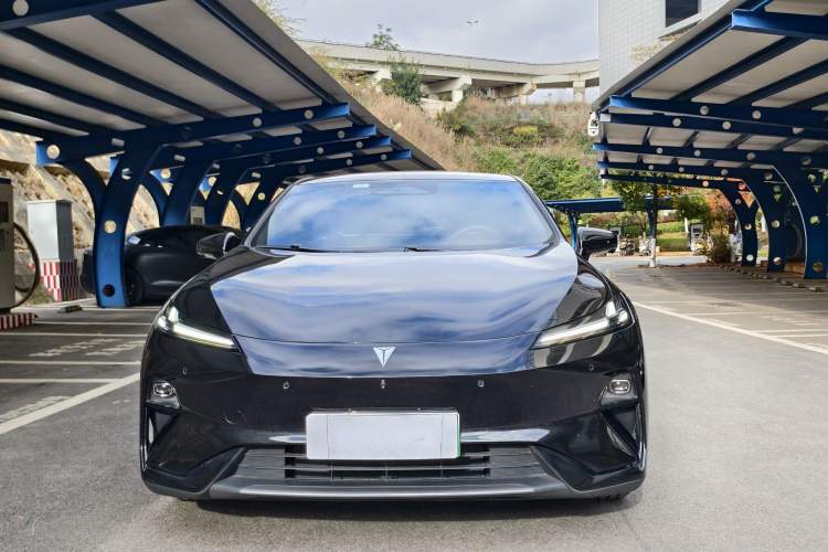 Used  L07 2025 530 Ultra Qiankun Intelligent Driving ADS SE Pure Electric Version
