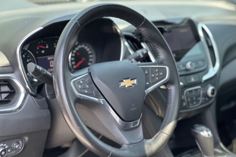 Used Chevrolet Equinox 2019 535T Automatic YuJie Edition China VI
