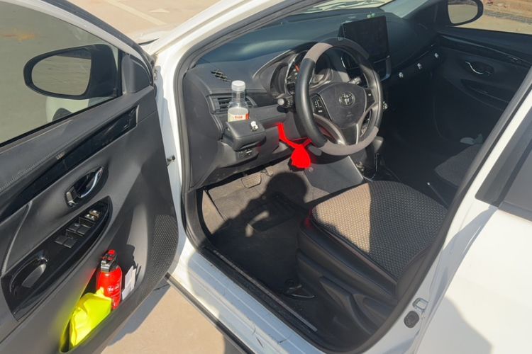 Used Toyota YARiS L 2022 X-Trail 1.5L CVT Luxury PLUS Edition