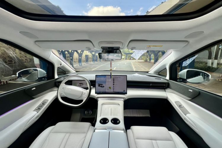 Used XPeng X9 2024 702 Ultra-Long Range Max