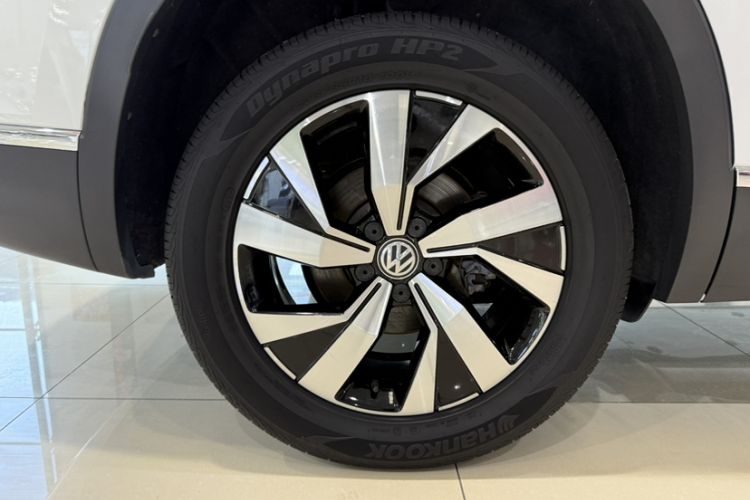 Used Volkswagen Tayron 2020 280TSI Two-Wheel Drive Luxury Connect Edition
