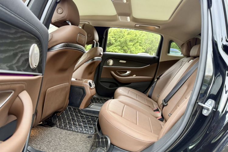 Used Mercedes-Benz E-Class 2020 E 300 L Sporty and Stylish Model
