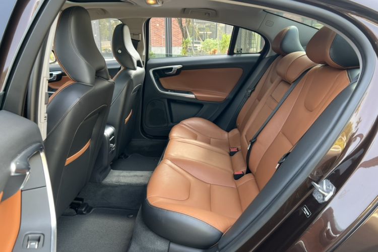 Used Volvo S60 2018 S60L T3 Smart Upgrade Edition
