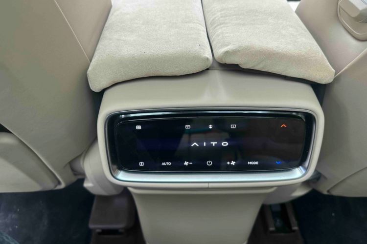 Used Hima AITO M9 2024 Range-Extended Ultra Version 42 kWh 6-Seater Model