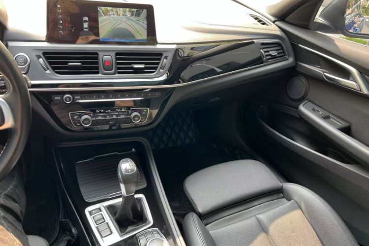 Used BMW 1 Series 2018 118i Design Package Edition
