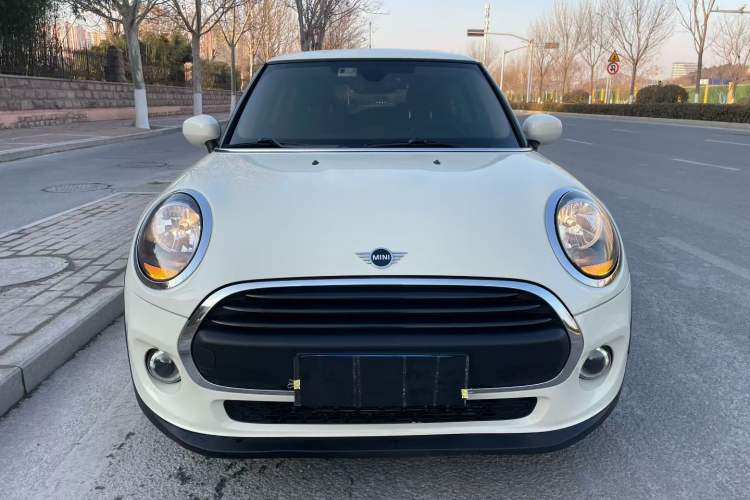 Used  MINI 2021 1.5T ONE
