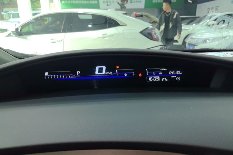 Used Honda Jade 2017 1.8L Automatic Classic Edition 5 seats
