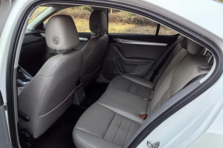 Used Skoda Octavia 2015 1.6L Automatic Yijie Edition