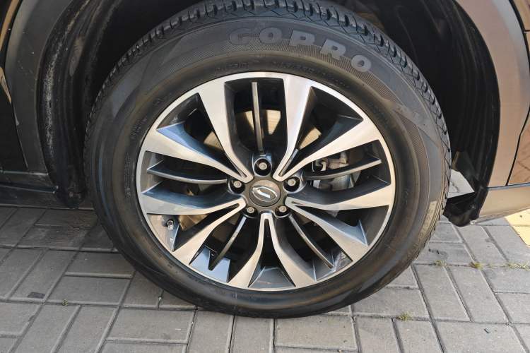 Used GAC Trumpchi GS8 2017 320T Two-Wheel Drive Luxury Smart Connectivity Version (7 Seats)
