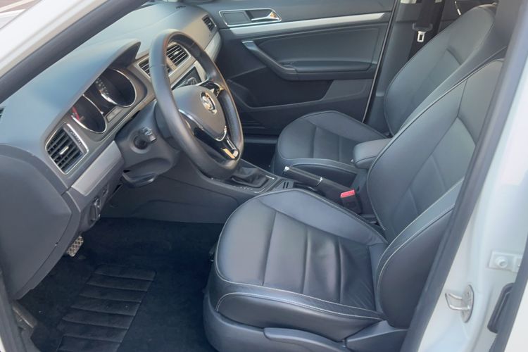 Used Volkswagen Gran Lavida 2015 230TSI DSG Comfort Edition
