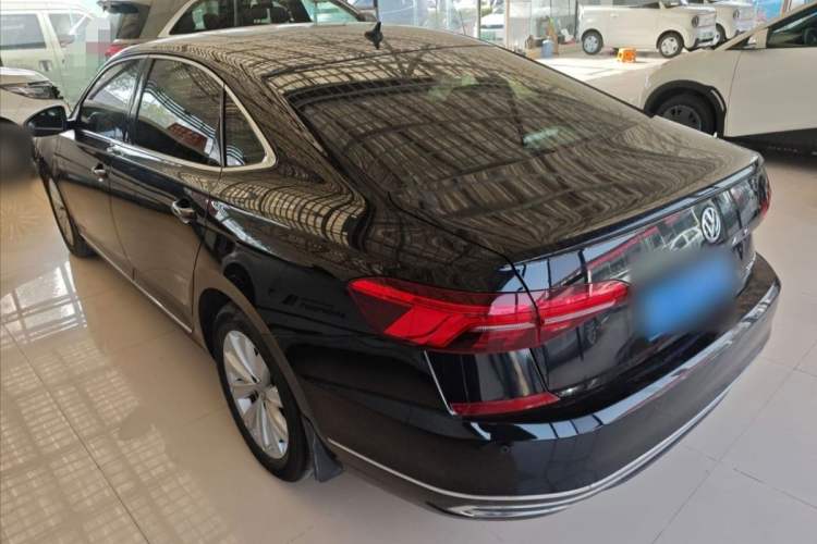 Used Volkswagen Passat 2019 330TSI Elite Edition China VI
