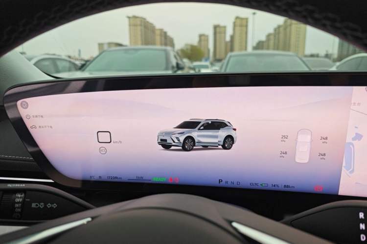 Used Buick E5 2023 Premium Long-Range Version
