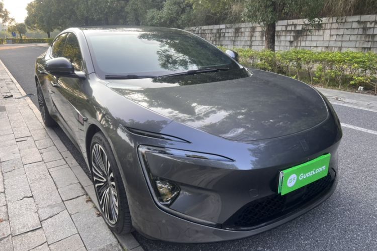 Used  12 2025 Ultra Extended-Range Edition