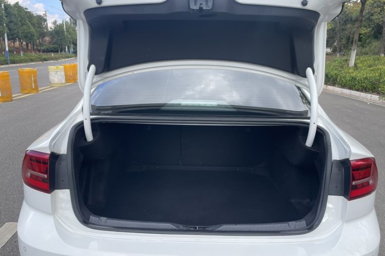 Used Volkswagen Lamando 2019 230TSI DSG Fashion Edition China VI