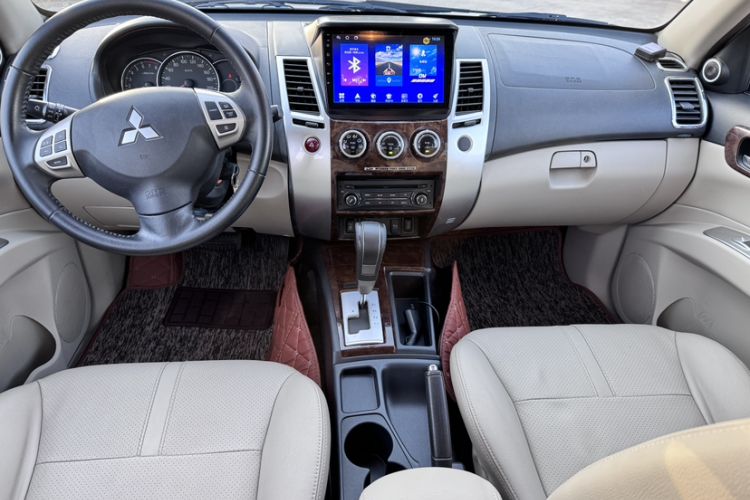 Used Mitsubishi Pajero Sport 2013 3.0L Automatic Two-Wheel Drive Luxury Edition
