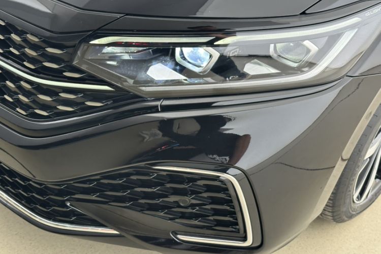 Used Volkswagen Passat 2022 330TSI Starry Luxury Edition
