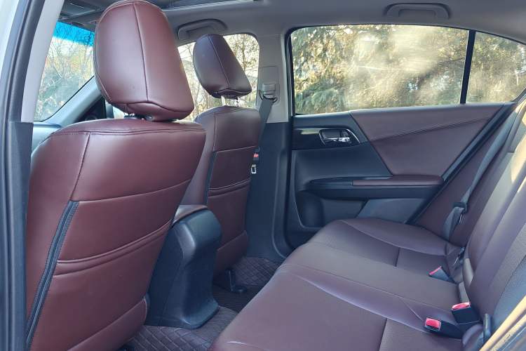 Used Honda Accord 2016 2.0L Comfort Edition
