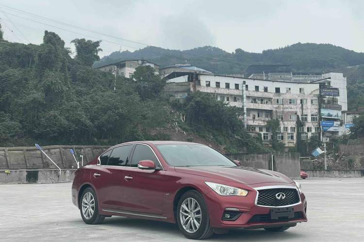 Used Infiniti Q50L 2018 2.0T Comfort Edition China VI Standard
