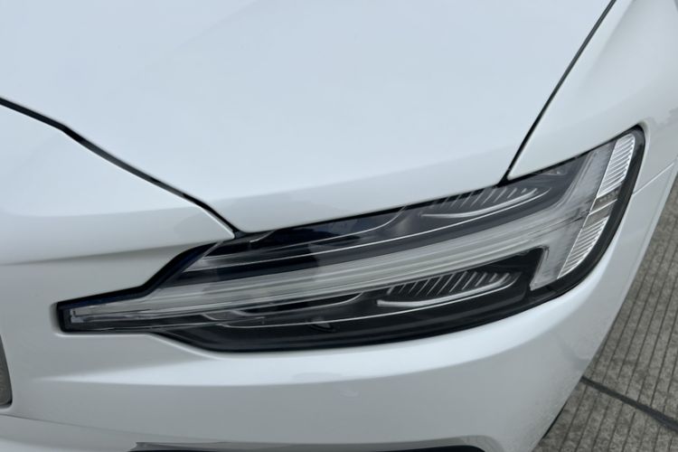 Used Volvo S60 2020 T4 Zhiyi Luxury Edition