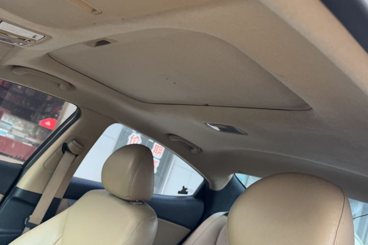 Used Hyundai Elantra 2013 1.6L Automatic Luxury Model
