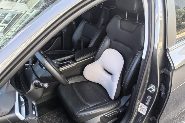 Used Geely Auto Emgrand 2023 4th Generation Champion Edition 1.5L CVT Prestige Model