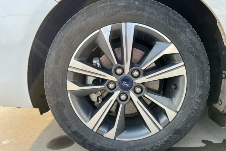 Used Ford Escort 2021 1.5L Automatic Diamond Edition
