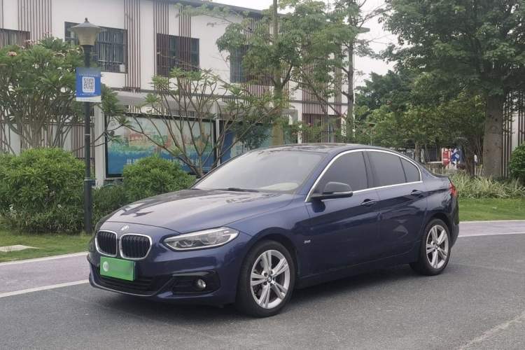 Used BMW 1 Series 2018 118i Design Package Edition
