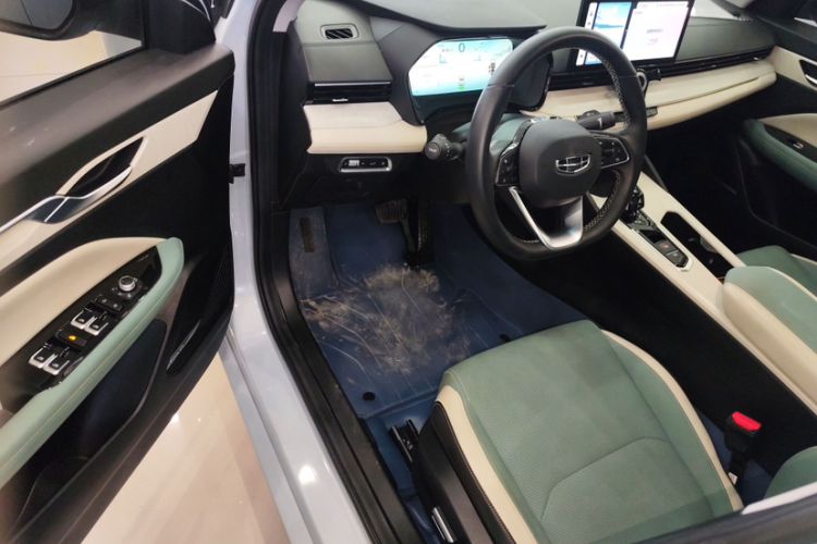 Used Geely Auto Emgrand L HiP 2022 1.5TD-DHT Pro 100KM Super Rui
