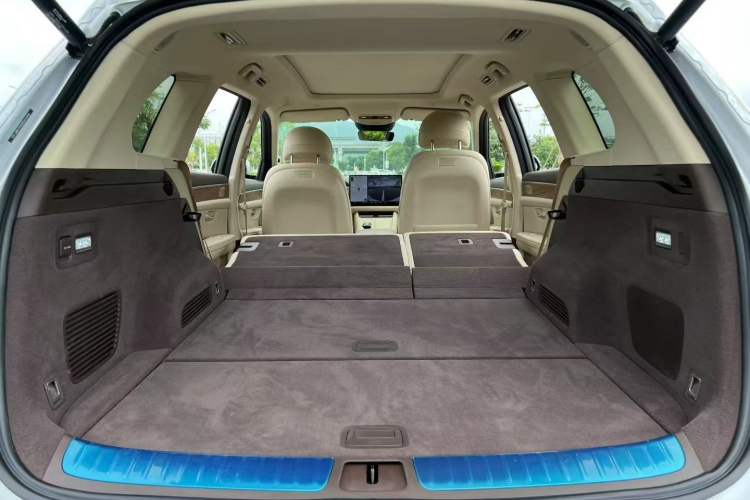 Used Hima AITO M7 2024 1.5T Intelligent Driving 4WD Max Edition 5 Seats
