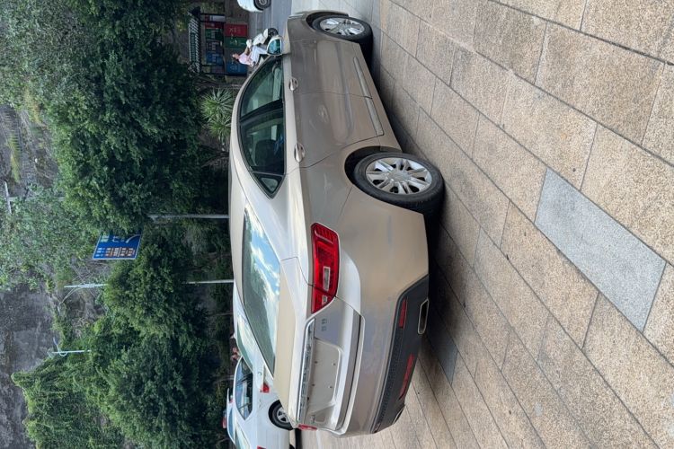 Used Geely Auto Emgrand GT 2015 2.4L Luxury Model
