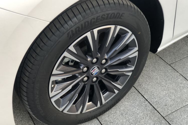 Used Buick GL8 2025 Lu Zun Deluxe Edition
