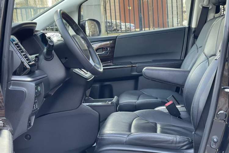 Used Honda Elysion 2016 2.4L Luxury Edition