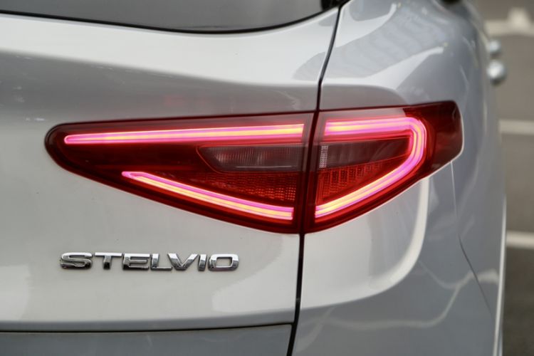 Used Alfa Romeo Stelvio 2021 2.0T 280HP Luxury Edition
