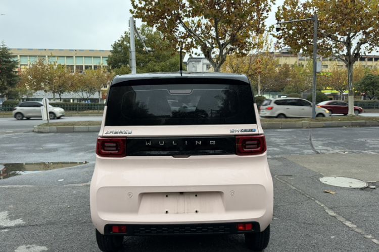 Used Wuling Hongguang MINIEV 2022 Macaron Premium Model – Lithium Iron Phosphate