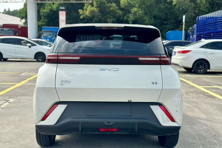 Used BYD Seagull 2025 305 km Free Version
