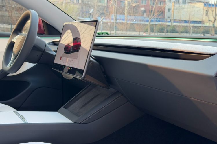 Used Tesla Model 3 2023 Rear-Wheel-Drive Version
