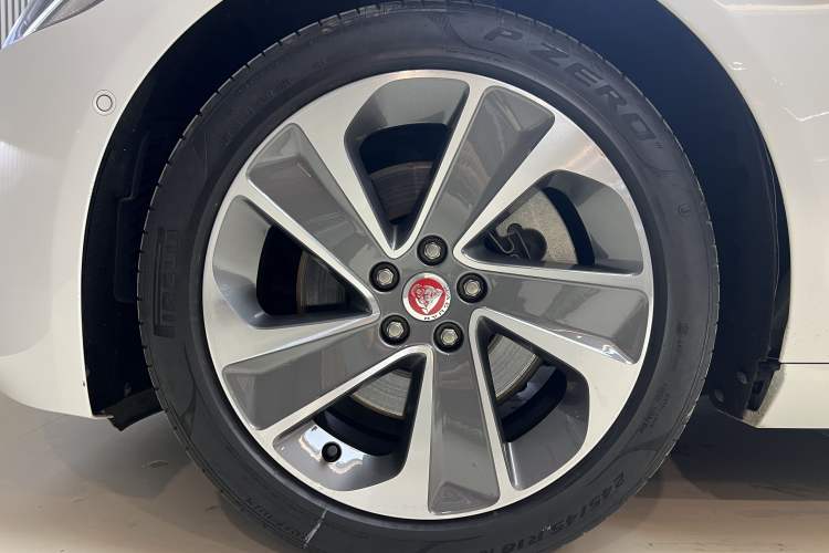 Used Jaguar XFL 2021 XFL 2.0T P200 Two-Wheel-Drive Elite Luxury Edition
