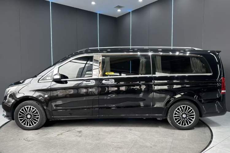 Used Mercedes-Benz Vito 2018 2.0T Business Version China VI Emission Standard
