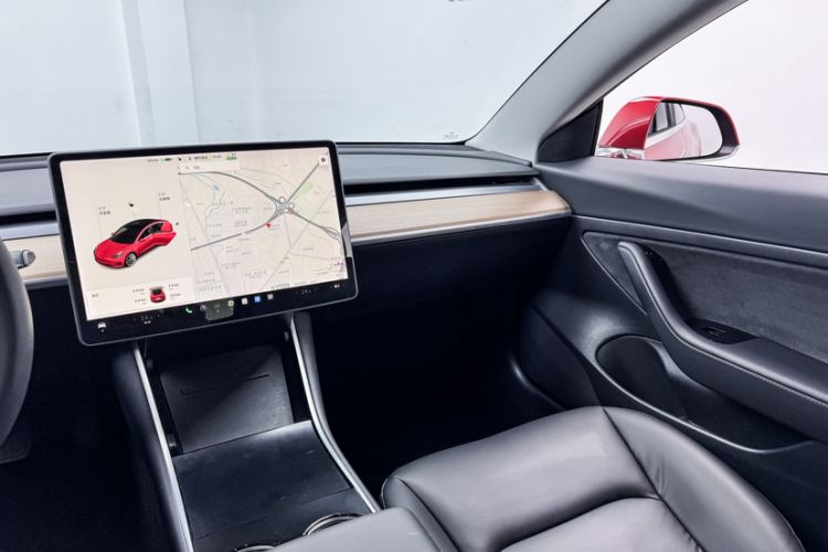 Used Tesla Model 3 2019 Standard Range Rear-Drive Upgraded Version
