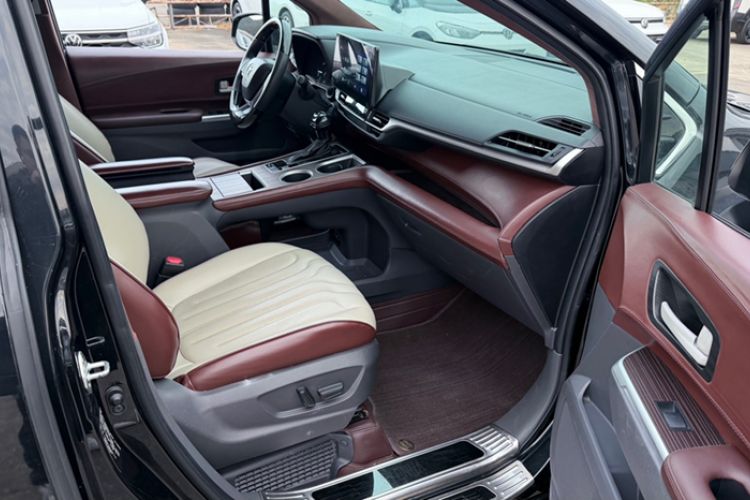 Used Toyota Sienna 2021 2.5L Hybrid Comfort Edition