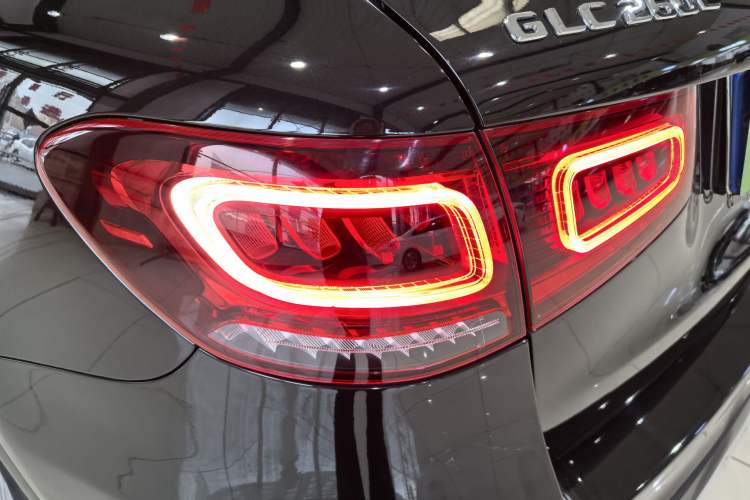 Used Mercedes-Benz GLC 2021 GLC 260 L 4MATIC Dynamic Edition
