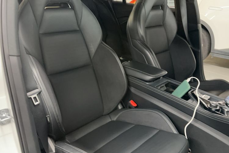 Used Lynk & Co 03 2022 2.0TD DCT GenioPlus
