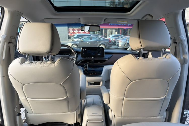 Used Buick GL8 2022 Land Business Class 652T Luxury Model
