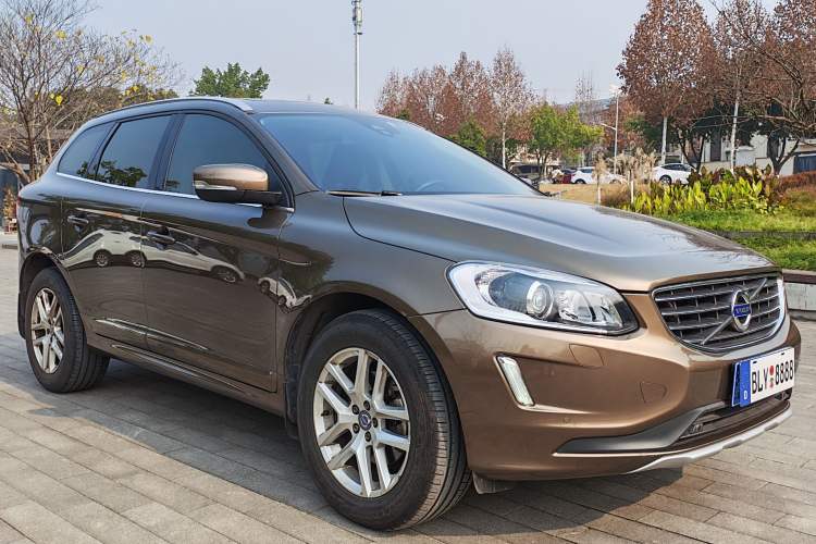 Used Volvo XC60 2017 T5 Smart Upgrade Edition