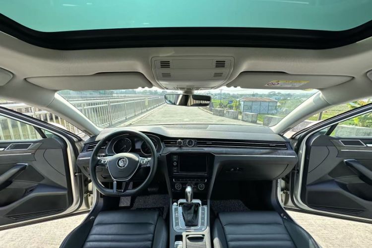 Used Volkswagen Magotan 2019 330TSI DSG Luxury Version China VI Standard