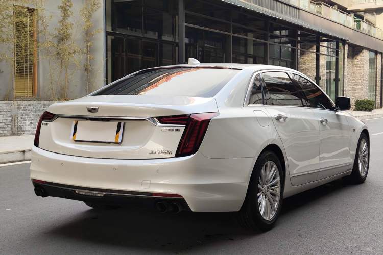 Used Cadillac CT6 2019 28T Luxury Model
