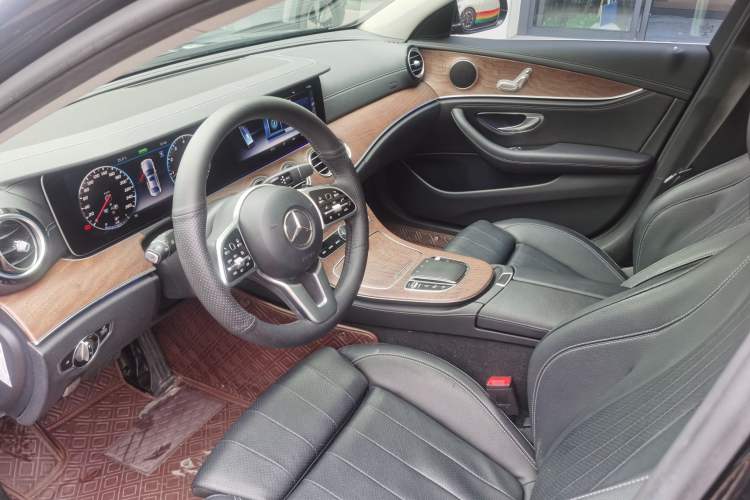 Used Mercedes-Benz E-Class 2020 Facelift E 260 L
