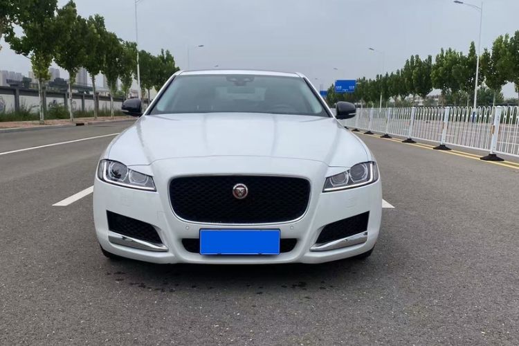 Used Jaguar XFL 2020 XFL 2.0T P200 Two-Wheel-Drive Windflower Edition
