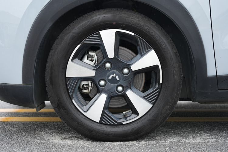 Used Wuling Bingo PLUS 2024 510 km Flagship Edition Four-Seater Version
